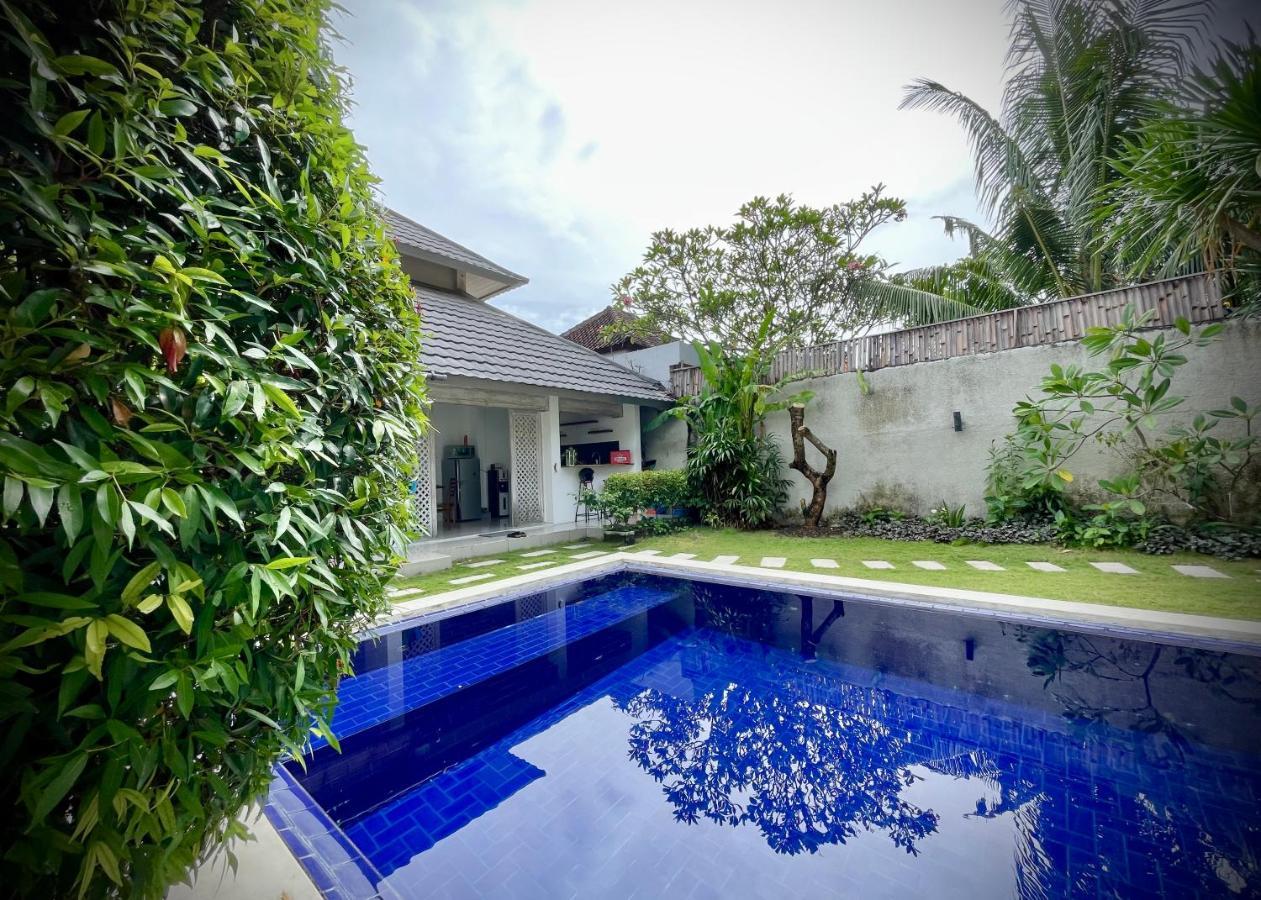Villa Majegau 1 By Deasha Seminyak Exteriör bild